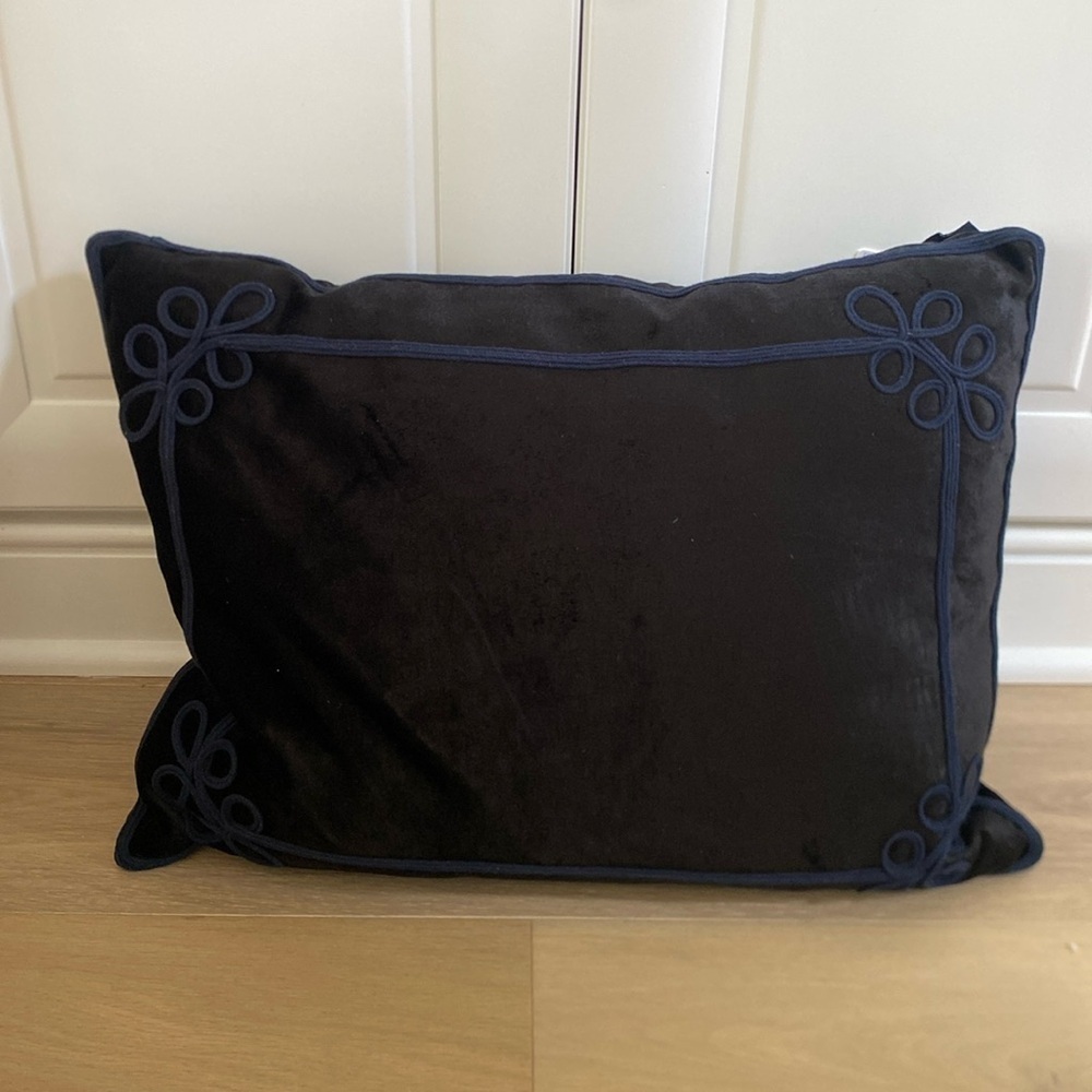 Ralph Lauren Merkel Home Collection Black Velvet throw pillows NWT $225